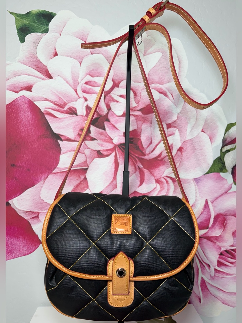 Vintage Dooney & Bourke Black & Tan Crossbody Bag
